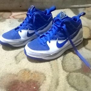 Nike Tennis Shoes